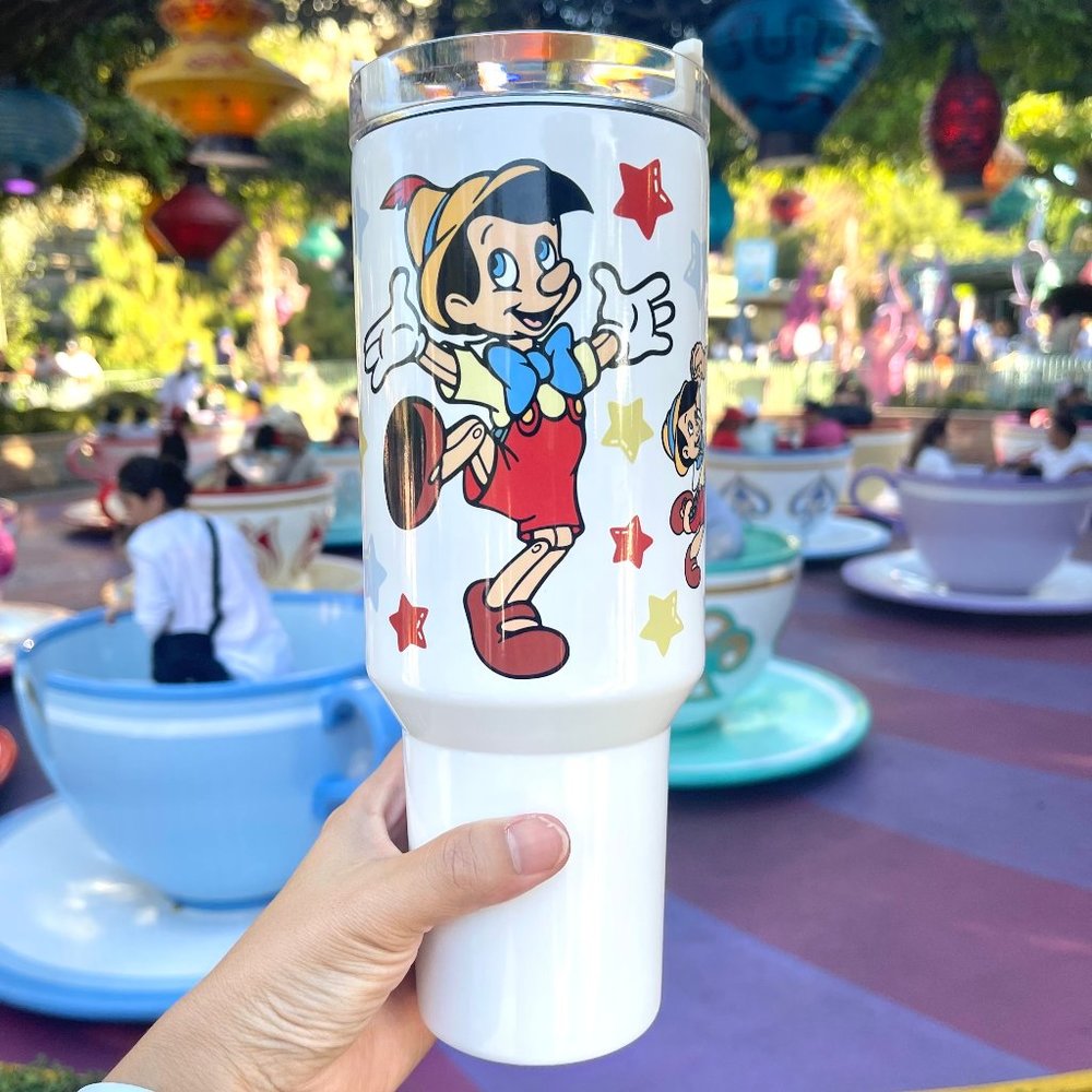 Disney Pinocchio 40 oz Tumbler/Water bottle/Mug with hand carry handle. … - Picture 3 of 12